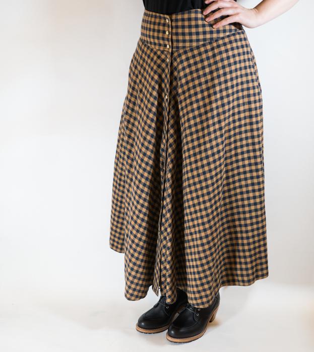 W700 Snap Skirt Golden Check Women