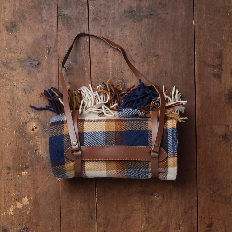 Motor Robe with Leather Carrier Plaid Brown/Blue